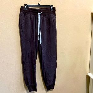 Aerie Throw-Coffee Fleece Jogger